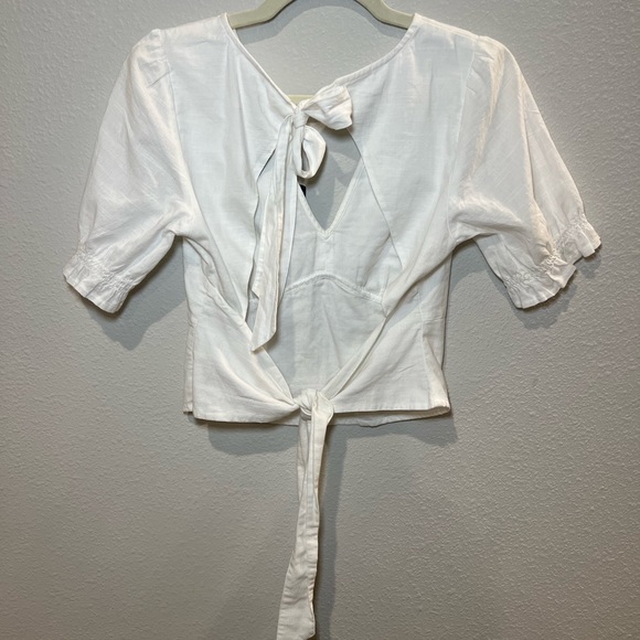 Abercrombie & Fitch Women’s White Open Tie Back Size S - Picture 6 of 10